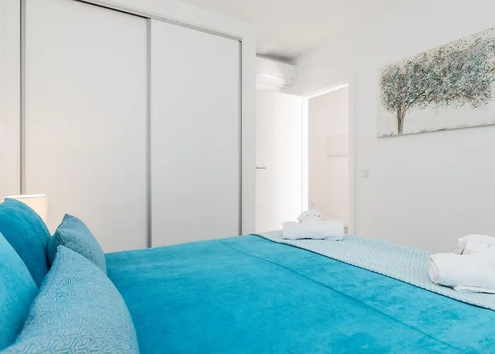 Nazondas Ap アパート ナザレ